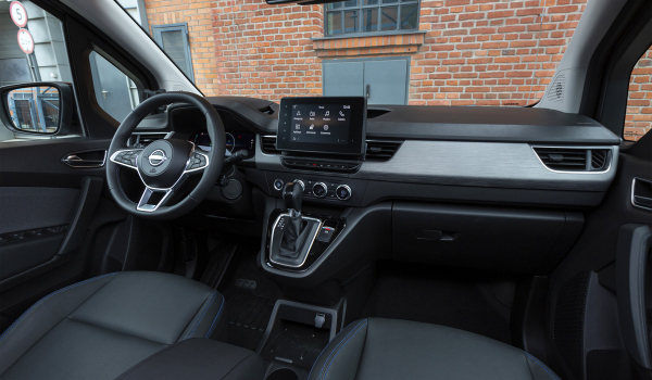 Показан семиместный Nissan Townstar Evalia для Европы Показан семиместный Nissan Townstar Evalia для Европы