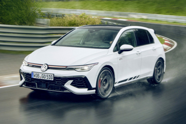 Обновленный Volkswagen Golf GTI Clubsport сохранил прежний &laquo;заряд&raquo;