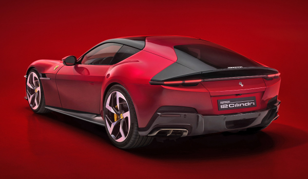 Суперкар Ferrari 12Cilindri пришел на смену модели 812 Суперкар Ferrari 12Cilindri пришел на смену модели 812