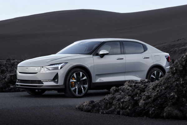 Лифтбек Polestar 2 стал еще немного дальнобойнее Лифтбек Polestar 2 стал еще немного дальнобойнее
