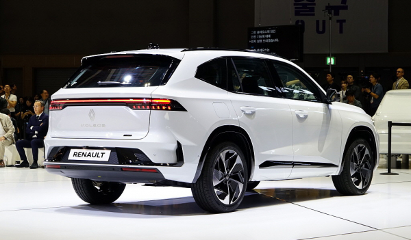 Monjaro превратился в Renault Grand Koleos