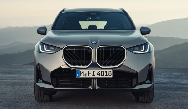 Представлен кроссовер BMW X3 нового поколения Представлен кроссовер BMW X3 нового поколения