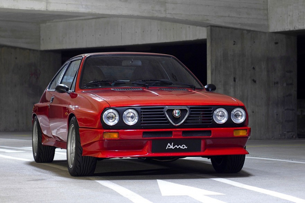 Alma Sprint: карбюраторный рестомод в раллийном стиле на базе бюджетной Alfa Romeo Alma Sprint: карбюраторный рестомод в раллийном стиле на базе бюджетной Alfa Romeo