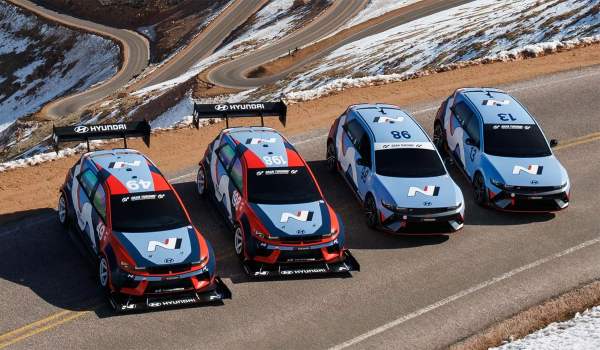 Болиды Ford и Hyundai: электроспорт на Пайкс Пике Болиды Ford и Hyundai: электроспорт на Пайкс Пике