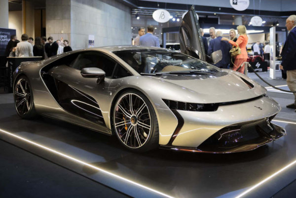 Юбилейный гиперкар Bertone GB110 представлен живьем в Монако