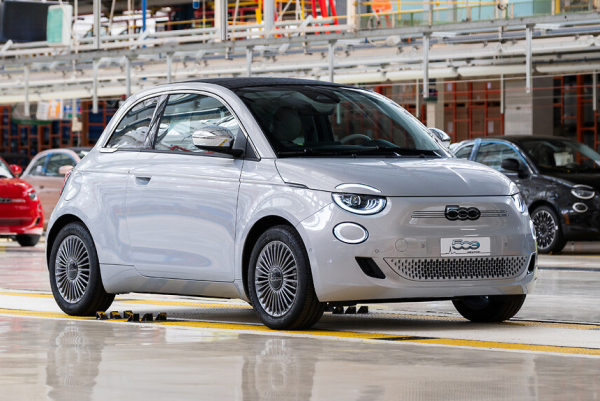 Fiat намерен расширить производство в Италии Fiat намерен расширить производство в Италии