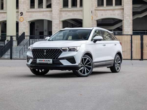 Тест-драйв FAW Bestune T77: еще не Mercedes, уже не Lada Тест-драйв FAW Bestune T77: еще не Mercedes, уже не Lada
