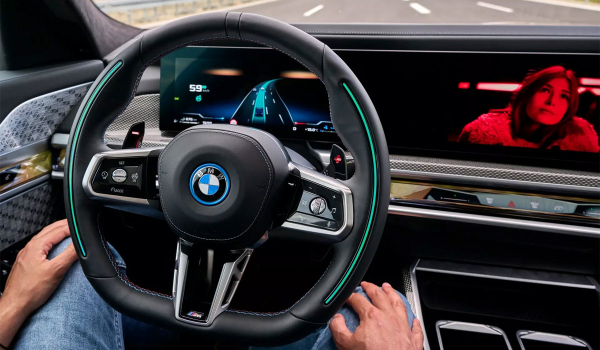 Дайджест дня: BMW M5 на конвейере, катер Maserati и другие события индустрии Дайджест дня: BMW M5 на конвейере, катер Maserati и другие события индустрии