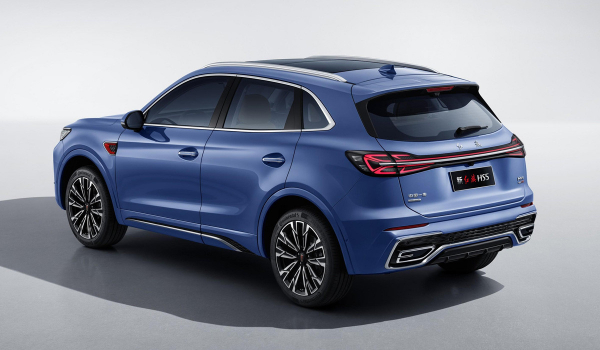 Обновленный кроссовер Hongqi HS5 выходит на российский рынок Обновленный кроссовер Hongqi HS5 выходит на российский рынок