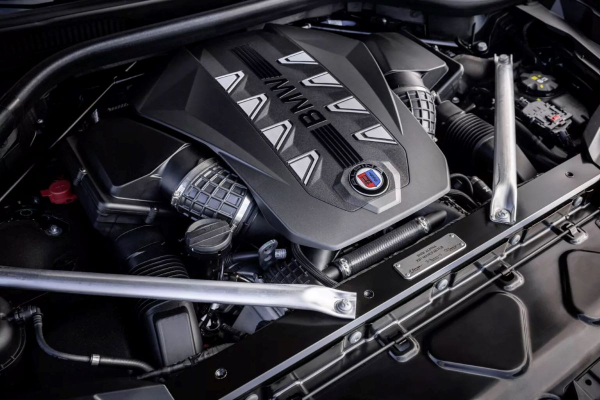 Роскошный кроссовер BMW Alpina XB7 Manufaktur: первый шаг в люкс Роскошный кроссовер BMW Alpina XB7 Manufaktur: первый шаг в люкс