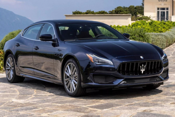 Компания Maserati попрощалась с седаном Quattroporte и двигателем V8 Компания Maserati попрощалась с седаном Quattroporte и двигателем V8