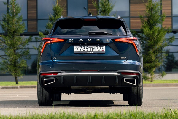 Маршрут построен: тест-драйв Haval F7