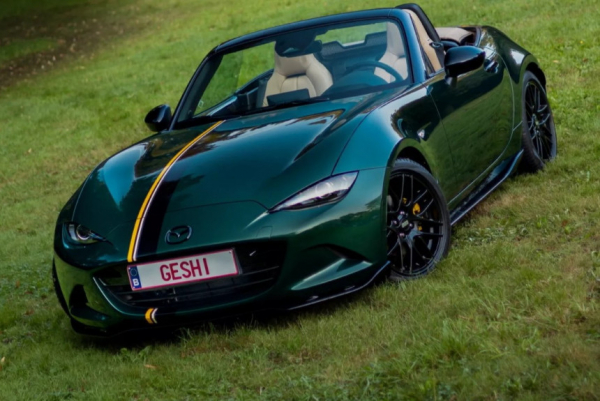 Двухлитровая Mazda MX-5 прощается с Европой спецверсией Geshi Двухлитровая Mazda MX-5 прощается с Европой спецверсией Geshi