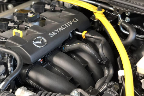 Двухлитровая Mazda MX-5 прощается с Европой спецверсией Geshi Двухлитровая Mazda MX-5 прощается с Европой спецверсией Geshi