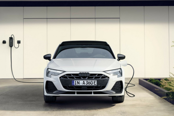 В обновленном семействе Audi A3 появились подзаряжаемые версии В обновленном семействе Audi A3 появились подзаряжаемые версии