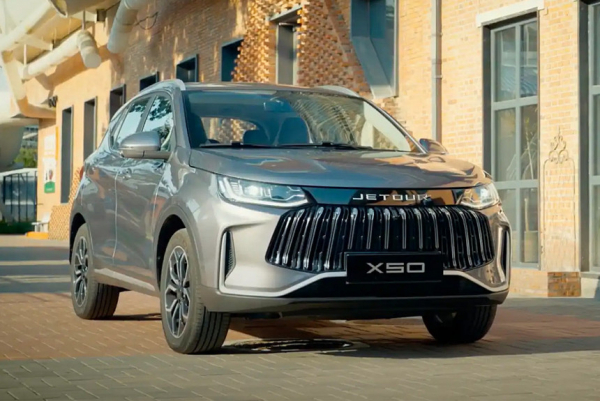 Паркетник Jetour X50: комплектации и цены в России