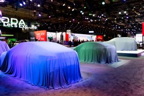 Alpine A390_&beta;, Mobilize Bento, THK LSR-05: Погружение, инновации, страсть. Открытие автомобильного салона Paris Motor Show 2024