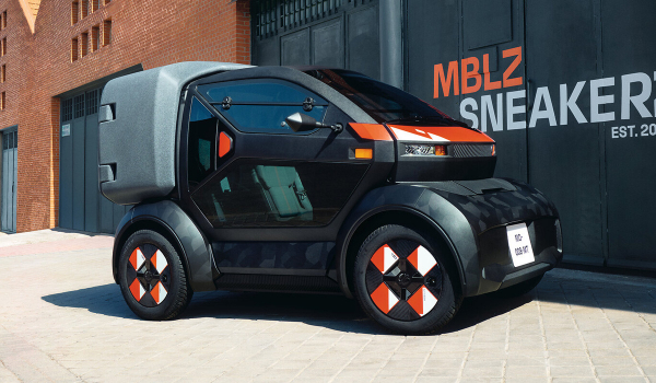 Renault начинает продажи микрокаров Mobilize Duo и Bento Renault начинает продажи микрокаров Mobilize Duo и Bento
