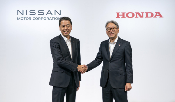 Nissan отчаянно нуждается в инвесторе, им может стать Honda Nissan отчаянно нуждается в инвесторе, им может стать Honda