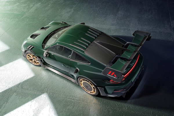 Porsche 911 GT3 RS Manthey Kit: брутальный обвес в стиле Бэтмена и доработанное шасси Porsche 911 GT3 RS Manthey Kit: брутальный обвес в стиле Бэтмена и доработанное шасси