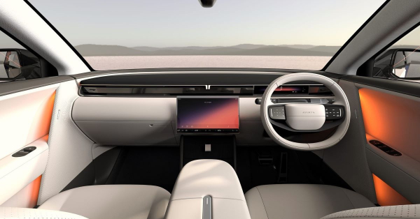 Показан кроссовер Tata Avinya X на платформе JLR
