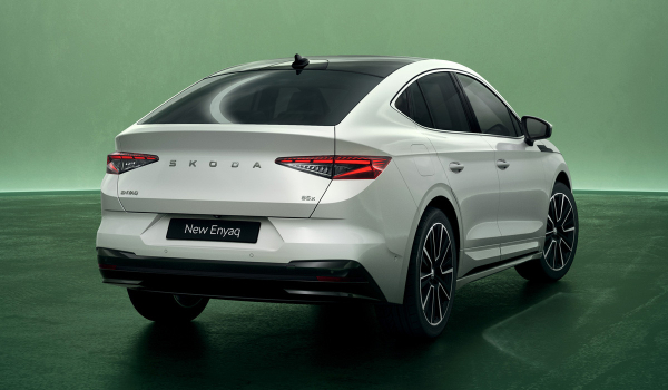 Кроссовер Skoda Enyaq примерил новое лицо Кроссовер Skoda Enyaq примерил новое лицо