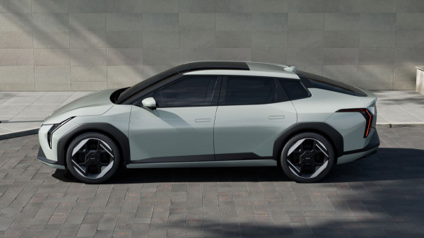 Серийный электромобиль Kia EV4: все версии Серийный электромобиль Kia EV4: все версии