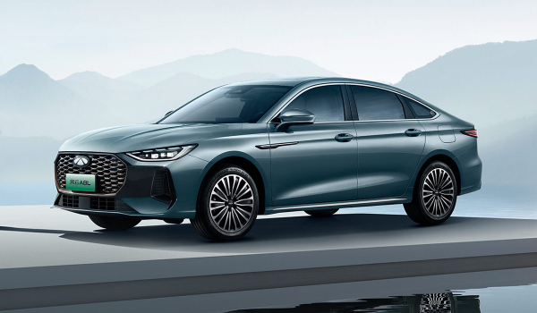 Представлен седан Chery Arrizo 8 Pro: масштабный рестайлинг Представлен седан Chery Arrizo 8 Pro: масштабный рестайлинг