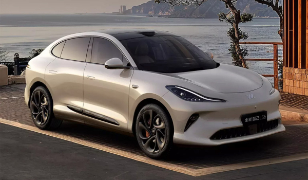 Дайджест дня: будущая Mazda EZ-60, новый старый шеф Volvo и другие события индустрии