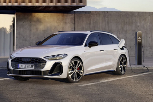 Представлены подзаряжаемые гибриды Audi A5 e-hybrid Представлены подзаряжаемые гибриды Audi A5 e-hybrid