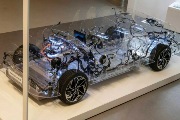 Компания Hyundai анонсировала электронику Pleos нового поколения