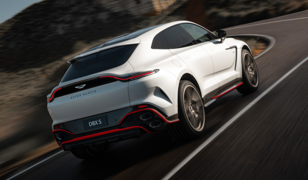 Кроссовер Aston Martin DBX S: новая топ-версия