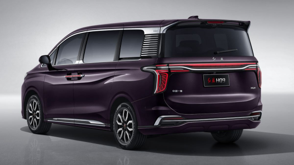 Минивэн Hongqi HQ9 в России: рестарт и новые цены Минивэн Hongqi HQ9 в России: рестарт и новые цены