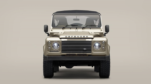 Классический Defender 90: вторая жизнь с V8 и открытым верхом