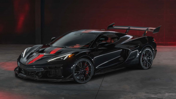 Гибридный Chevrolet Corvette ZR1X: почти 1300 &laquo;лошадей&raquo;!