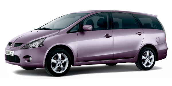 Mitsubishi Grandis возрожден: теперь это кроссовер для Европы