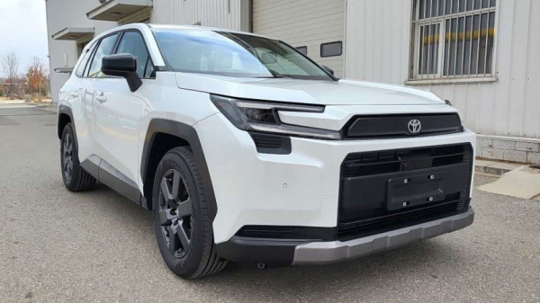 На подходе обновленная Toyota Corolla и RAV4 для Китая