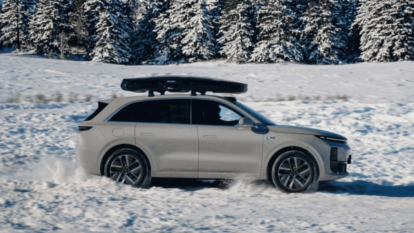 Кроссоверы Li Auto обрели ОТТС и новые российские ценники
