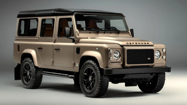Классический Land Rover Defender принарядился в стиле Octa Классический Land Rover Defender принарядился в стиле Octa