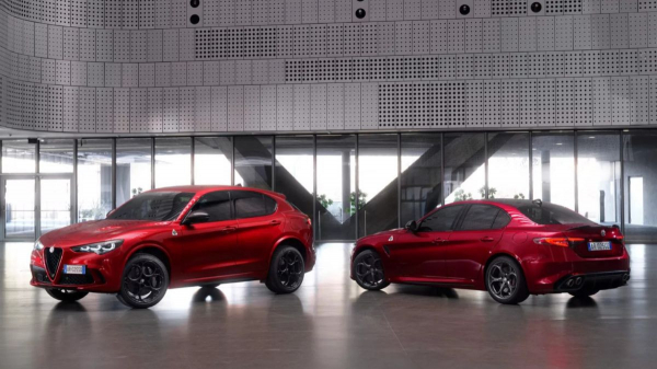 Показаны коллекционные версии Alfa Romeo Giulia Quadrifoglio и Stelvio Quadrifoglio