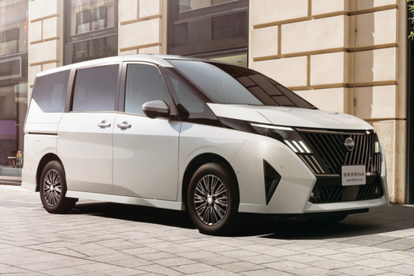 Обновленный минивэн Nissan Serena: новый облик за доплату Обновленный минивэн Nissan Serena: новый облик за доплату