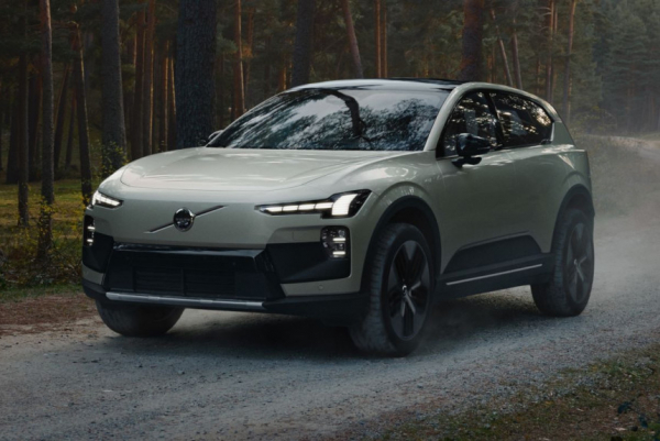 Электрический кроссовер Volvo EX60 полностью рассекречен Электрический кроссовер Volvo EX60 полностью рассекречен