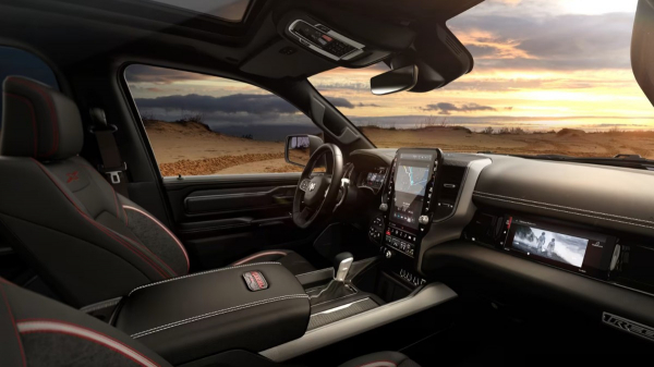 Возрожденный пикап Ram 1500 Rebel X остался без мотора Hemi V8