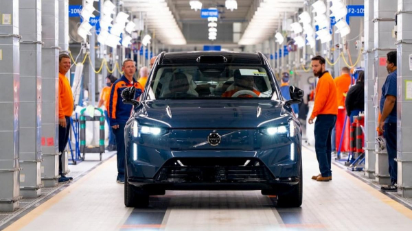 Компания Volvo ушла в минус из-за электромобилей
