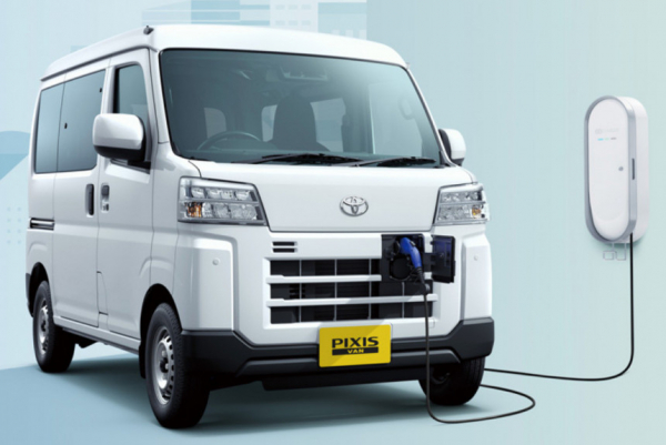 Электрические кей-кары Toyota и Daihatsu удивили высокой ценой