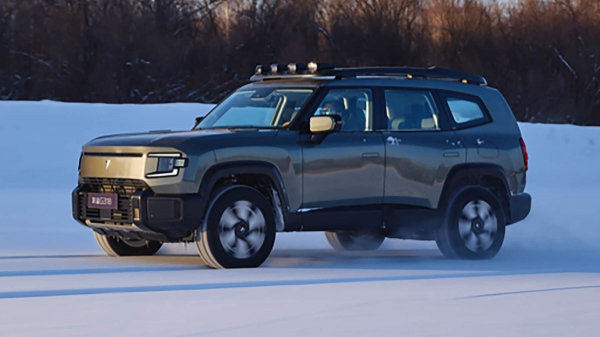Кроссовер Deepal G318 станет первой моделью бренда в России Кроссовер Deepal G318 станет первой моделью бренда в России