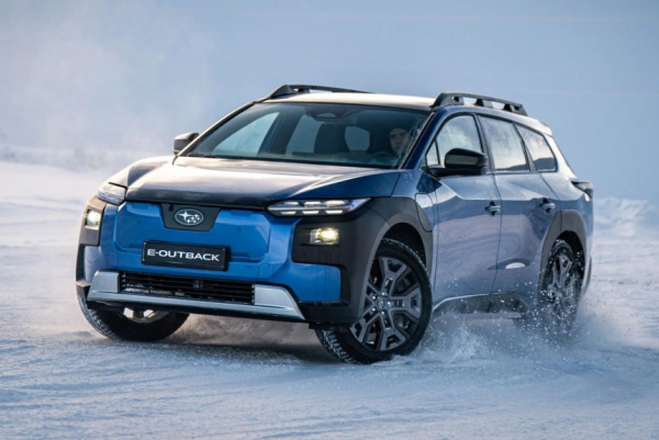 В Европе дебютировал кроссовер Subaru E-Outback