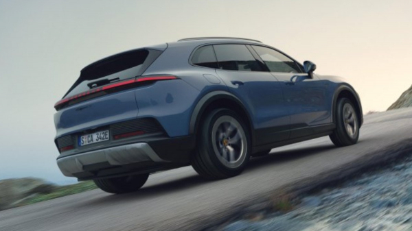 Porsche Cayenne S Electric: сбалансированная модификация