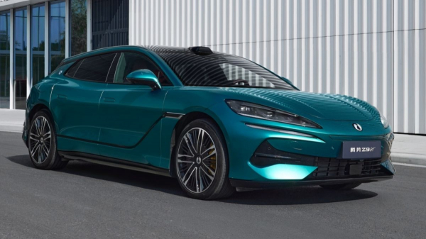 Обновленная Denza Z9 GT стала самым дальнобойным электрокаром Обновленная Denza Z9 GT стала самым дальнобойным электрокаром