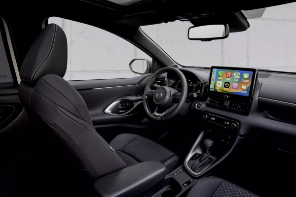 Mazda 2 Hybrid обновилась и вытеснила бензиновую версию из Европы Mazda 2 Hybrid обновилась и вытеснила бензиновую версию из Европы
